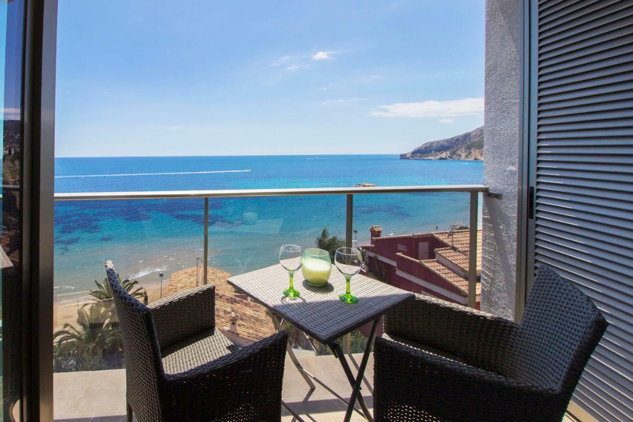 Beautiful Frontline Apartment Melioria With Panoramic Seaview Calp Exterior foto
